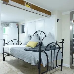  Apartment Ewr Airport Studio-hot Tub-free Parking United States